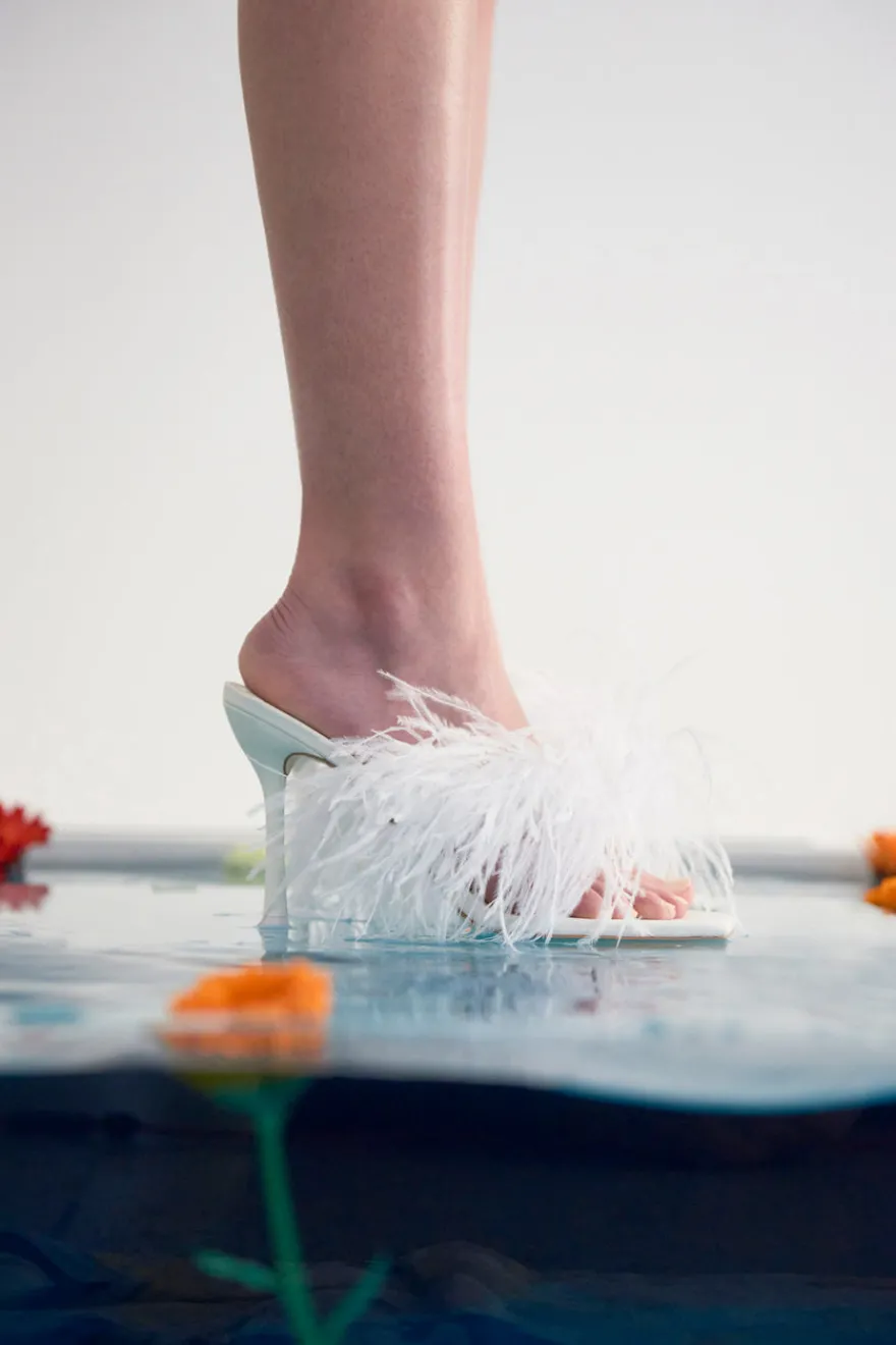 Online Cult Gaia Shannon Sandal Off White